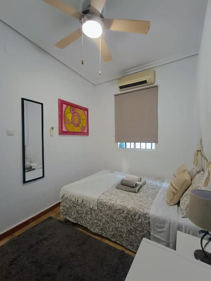 Bohemian & Suites Catedral -Parking เซบีญา ภายนอก รูปภาพ